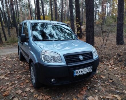 Синий Фиат Добло, объемом двигателя 1.4 л и пробегом 240 тыс. км за 5200 $, фото 1 на Automoto.ua
