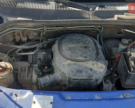 Синий Фиат Добло, объемом двигателя 1.2 л и пробегом 190 тыс. км за 4000 $, фото 13 на Automoto.ua