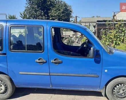 Синий Фиат Добло, объемом двигателя 1.2 л и пробегом 190 тыс. км за 4000 $, фото 4 на Automoto.ua