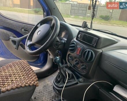 Синий Фиат Добло, объемом двигателя 1.91 л и пробегом 230 тыс. км за 4200 $, фото 7 на Automoto.ua