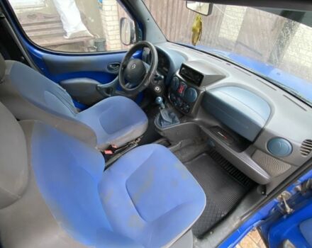 Синий Фиат Добло, объемом двигателя 1.9 л и пробегом 330 тыс. км за 2200 $, фото 13 на Automoto.ua