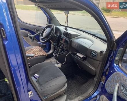 Синий Фиат Добло, объемом двигателя 1.91 л и пробегом 230 тыс. км за 4200 $, фото 8 на Automoto.ua