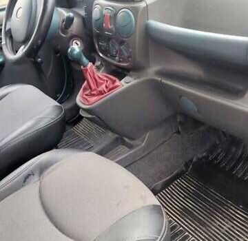 Синий Фиат Добло, объемом двигателя 1.2 л и пробегом 248 тыс. км за 3500 $, фото 6 на Automoto.ua