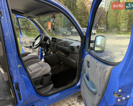 Синий Фиат Добло, объемом двигателя 1.9 л и пробегом 298 тыс. км за 3600 $, фото 13 на Automoto.ua