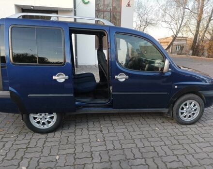 Синий Фиат Добло, объемом двигателя 0 л и пробегом 270 тыс. км за 3600 $, фото 2 на Automoto.ua