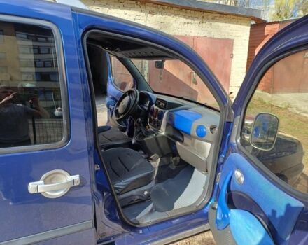 Синий Фиат Добло, объемом двигателя 0 л и пробегом 286 тыс. км за 3100 $, фото 4 на Automoto.ua