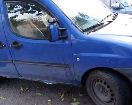 Синий Фиат Добло, объемом двигателя 1.6 л и пробегом 250 тыс. км за 2200 $, фото 3 на Automoto.ua