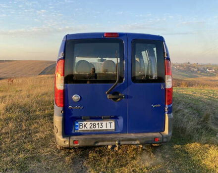 Синий Фиат Добло, объемом двигателя 1.6 л и пробегом 236 тыс. км за 4000 $, фото 6 на Automoto.ua