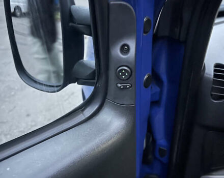 Синий Фиат Добло, объемом двигателя 1.3 л и пробегом 229 тыс. км за 4300 $, фото 9 на Automoto.ua