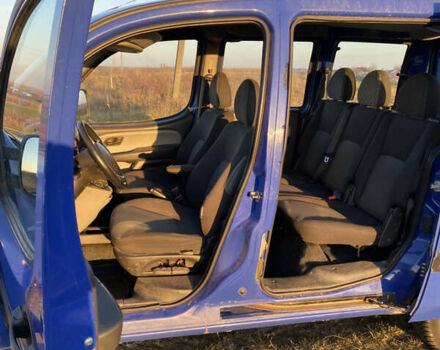 Синий Фиат Добло, объемом двигателя 1.6 л и пробегом 236 тыс. км за 4000 $, фото 7 на Automoto.ua