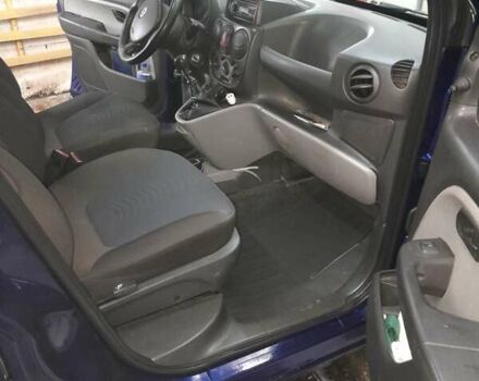 Синий Фиат Добло, объемом двигателя 1.4 л и пробегом 181 тыс. км за 3500 $, фото 8 на Automoto.ua