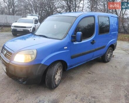 Синий Фиат Добло, объемом двигателя 1.9 л и пробегом 228 тыс. км за 3500 $, фото 1 на Automoto.ua