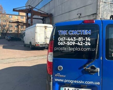 Синій Фіат Добло, об'ємом двигуна 1.37 л та пробігом 435 тис. км за 2999 $, фото 5 на Automoto.ua
