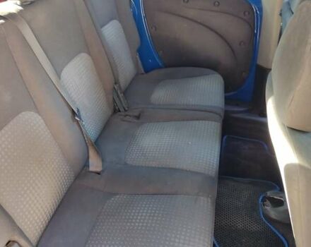 Синий Фиат Добло, объемом двигателя 1.4 л и пробегом 350 тыс. км за 3600 $, фото 5 на Automoto.ua