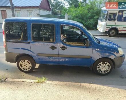 Синий Фиат Добло, объемом двигателя 1.4 л и пробегом 350 тыс. км за 3600 $, фото 2 на Automoto.ua