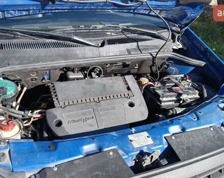 Синий Фиат Добло, объемом двигателя 1.3 л и пробегом 283 тыс. км за 4200 $, фото 7 на Automoto.ua