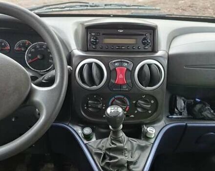 Синій Фіат Добло, об'ємом двигуна 1.4 л та пробігом 189 тис. км за 5800 $, фото 2 на Automoto.ua