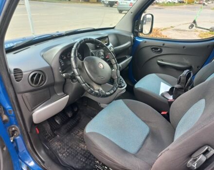 Синий Фиат Добло, объемом двигателя 0 л и пробегом 275 тыс. км за 6609 $, фото 8 на Automoto.ua