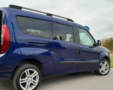 Синий Фиат Добло, объемом двигателя 1.6 л и пробегом 150 тыс. км за 9100 $, фото 2 на Automoto.ua