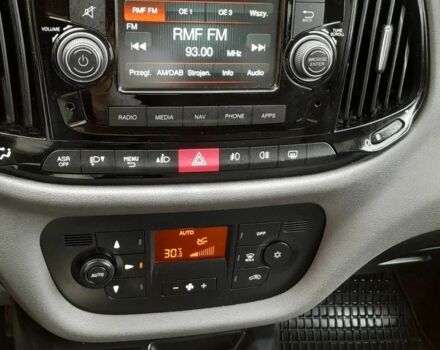 Синий Фиат Добло, объемом двигателя 1.6 л и пробегом 150 тыс. км за 9100 $, фото 4 на Automoto.ua