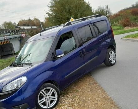 Синий Фиат Добло, объемом двигателя 1.6 л и пробегом 150 тыс. км за 9100 $, фото 12 на Automoto.ua