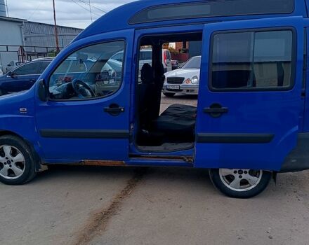 Синий Фиат Добло, объемом двигателя 1.2 л и пробегом 324 тыс. км за 3500 $, фото 6 на Automoto.ua