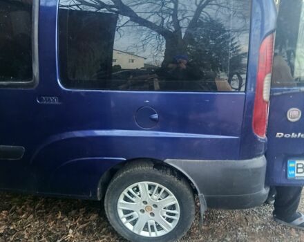 Синий Фиат Добло, объемом двигателя 1.9 л и пробегом 300 тыс. км за 3472 $, фото 3 на Automoto.ua