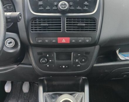 Синий Фиат Добло, объемом двигателя 2 л и пробегом 180 тыс. км за 5500 $, фото 13 на Automoto.ua