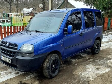 Фиат Добло 2004 в Черкассах на Automoto.ua Синий Фиат Добло, объемом двигателя 1.2 л и пробегом 348 тыс. км за 3800 $, фото 1 на Automoto.ua