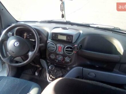 Синий Фиат Добло, объемом двигателя 1.6 л и пробегом 320 тыс. км за 3000 $, фото 1 на Automoto.ua