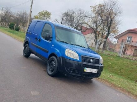 Синий Фиат Добло, объемом двигателя 1.3 л и пробегом 200 тыс. км за 1650 $, фото 1 на Automoto.ua