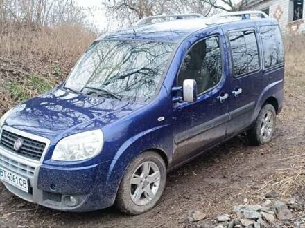 Синій Фіат Добло, об'ємом двигуна 1.4 л та пробігом 189 тис. км за 5800 $, фото 1 на Automoto.ua