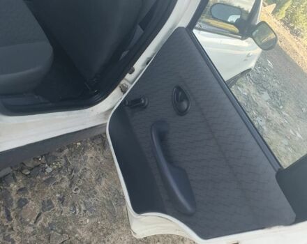 Белый Фиат Палио, объемом двигателя 1.2 л и пробегом 297 тыс. км за 1999 $, фото 6 на Automoto.ua