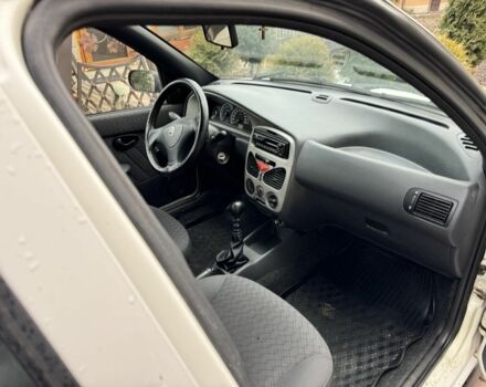 Белый Фиат Палио, объемом двигателя 1.2 л и пробегом 297 тыс. км за 1999 $, фото 3 на Automoto.ua