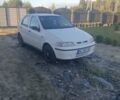 Белый Фиат Палио, объемом двигателя 1.2 л и пробегом 297 тыс. км за 1999 $, фото 2 на Automoto.ua