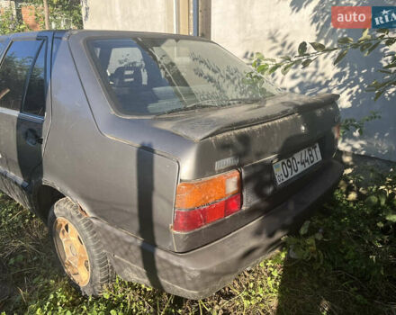 Белый Фиат Палио, объемом двигателя 1.24 л и пробегом 300 тыс. км за 500 $, фото 1 на Automoto.ua