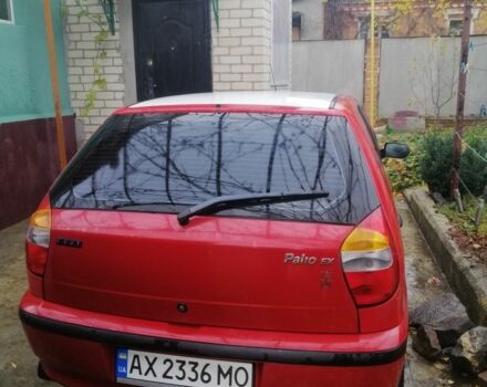 Красный Фиат Палио, объемом двигателя 1.2 л и пробегом 1000 тыс. км за 2400 $, фото 2 на Automoto.ua