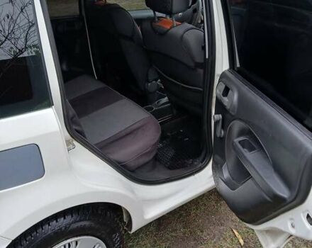 Белый Фиат Панда, объемом двигателя 1.2 л и пробегом 181 тыс. км за 3900 $, фото 4 на Automoto.ua