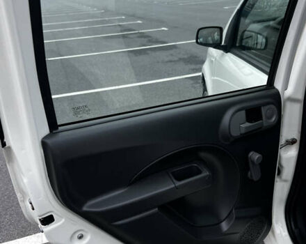 Білий Фіат Панда, об'ємом двигуна 1.2 л та пробігом 124 тис. км за 3900 $, фото 14 на Automoto.ua