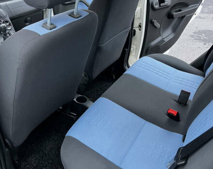 Білий Фіат Панда, об'ємом двигуна 1.2 л та пробігом 124 тис. км за 3900 $, фото 15 на Automoto.ua