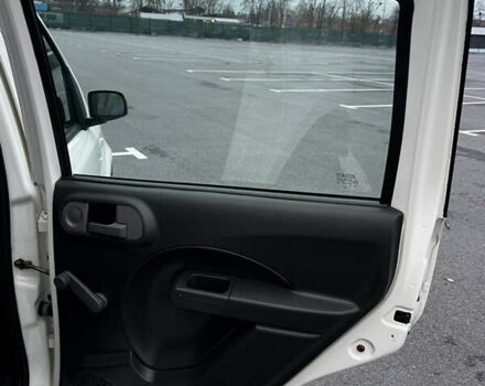 Білий Фіат Панда, об'ємом двигуна 1.2 л та пробігом 124 тис. км за 3900 $, фото 44 на Automoto.ua