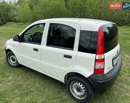Белый Фиат Панда, объемом двигателя 1.24 л и пробегом 128 тыс. км за 3300 $, фото 4 на Automoto.ua