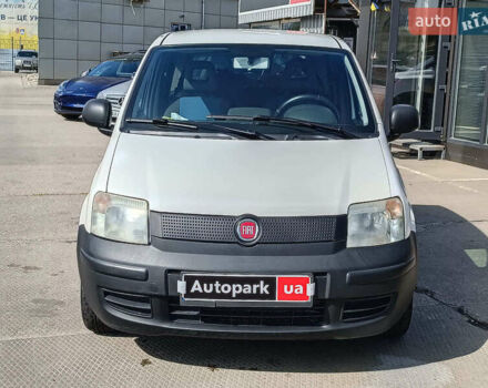 Фиат Панда 2011 в Харькове на Automoto.ua Белый Фиат Панда, объемом двигателя 1.2 л и пробегом 112 тыс. км за 4290 $, фото 1 на Automoto.ua