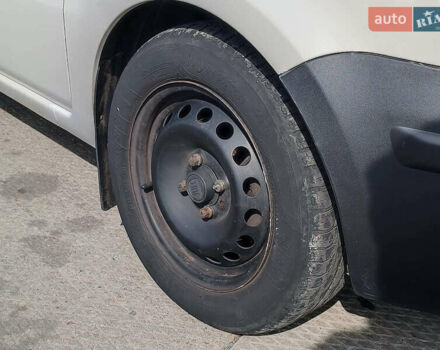 Фиат Панда 2011 в Харькове на Automoto.ua Белый Фиат Панда, объемом двигателя 1.2 л и пробегом 112 тыс. км за 4290 $, фото 5 на Automoto.ua