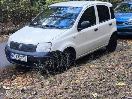 Белый Фиат Панда, объемом двигателя 1.2 л и пробегом 241 тыс. км за 3500 $, фото 1 на Automoto.ua