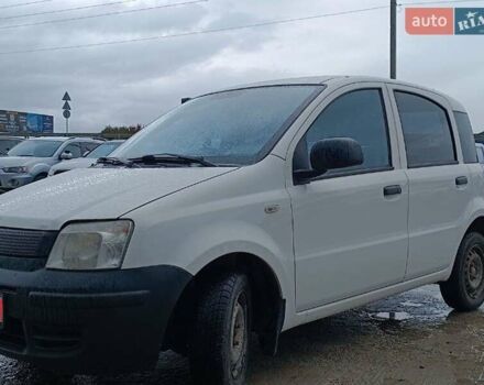 Фиат Панда 2011 в Львове на Automoto.ua Белый Фиат Панда, объемом двигателя 1.2 л и пробегом 184 тыс. км за 3500 $, фото 1 на Automoto.ua
