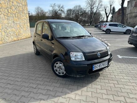 Чорний Фіат Панда, об'ємом двигуна 1.2 л та пробігом 60 тис. км за 5300 $, фото 1 на Automoto.ua