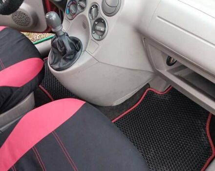 Красный Фиат Панда, объемом двигателя 1 л и пробегом 300 тыс. км за 2800 $, фото 7 на Automoto.ua