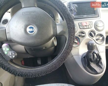 Красный Фиат Панда, объемом двигателя 1 л и пробегом 300 тыс. км за 2800 $, фото 5 на Automoto.ua