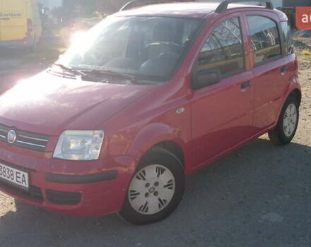 Красный Фиат Панда, объемом двигателя 1.24 л и пробегом 112 тыс. км за 4500 $, фото 2 на Automoto.ua